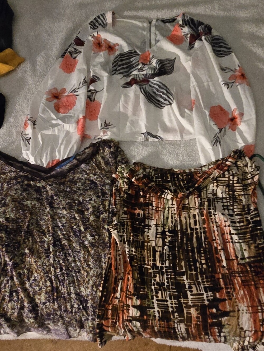 Chico's White Blouse with Coral Floral Accent 3 Tops Medium